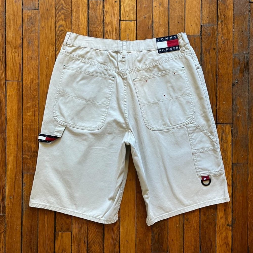 Vintage 90s Tommy Hilfiger Jeans Men's Tan‎ Cream Hammer Loop Flag Logo Shorts.